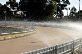 Hot weather alert: Traralgon Cup meeting marked as ‘Hot Weather Affected’